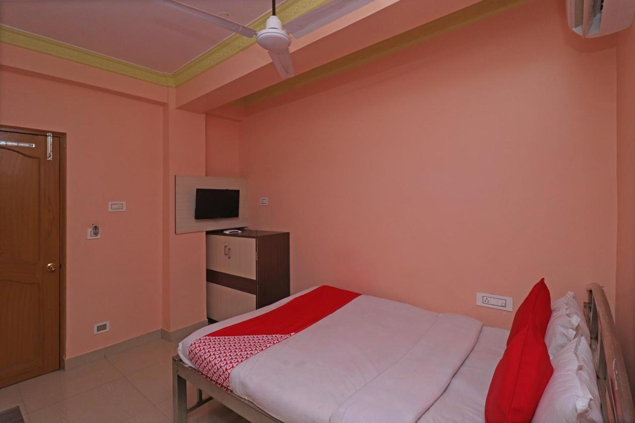 Oyo 30341 Hotel Nilachal Krishnanagar Kültér fotó