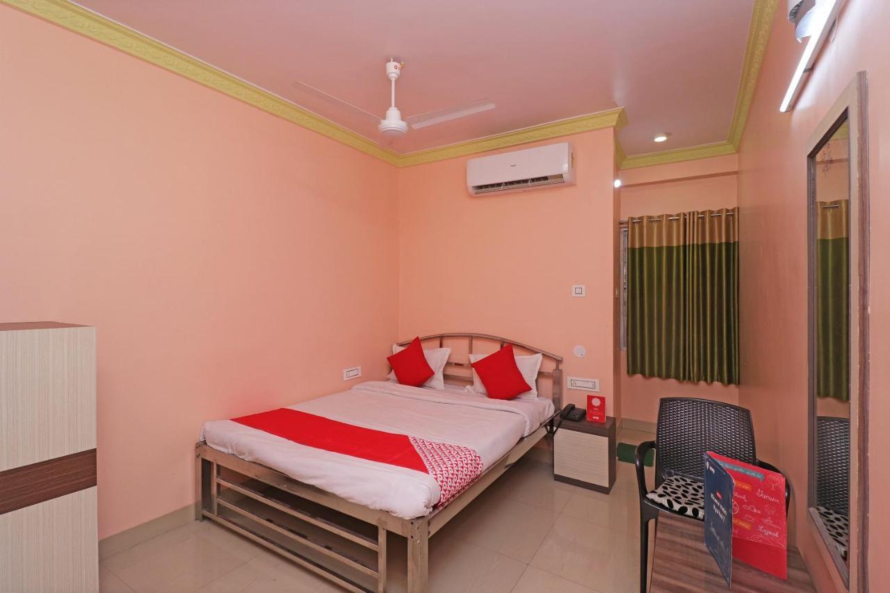 Oyo 30341 Hotel Nilachal Krishnanagar Kültér fotó